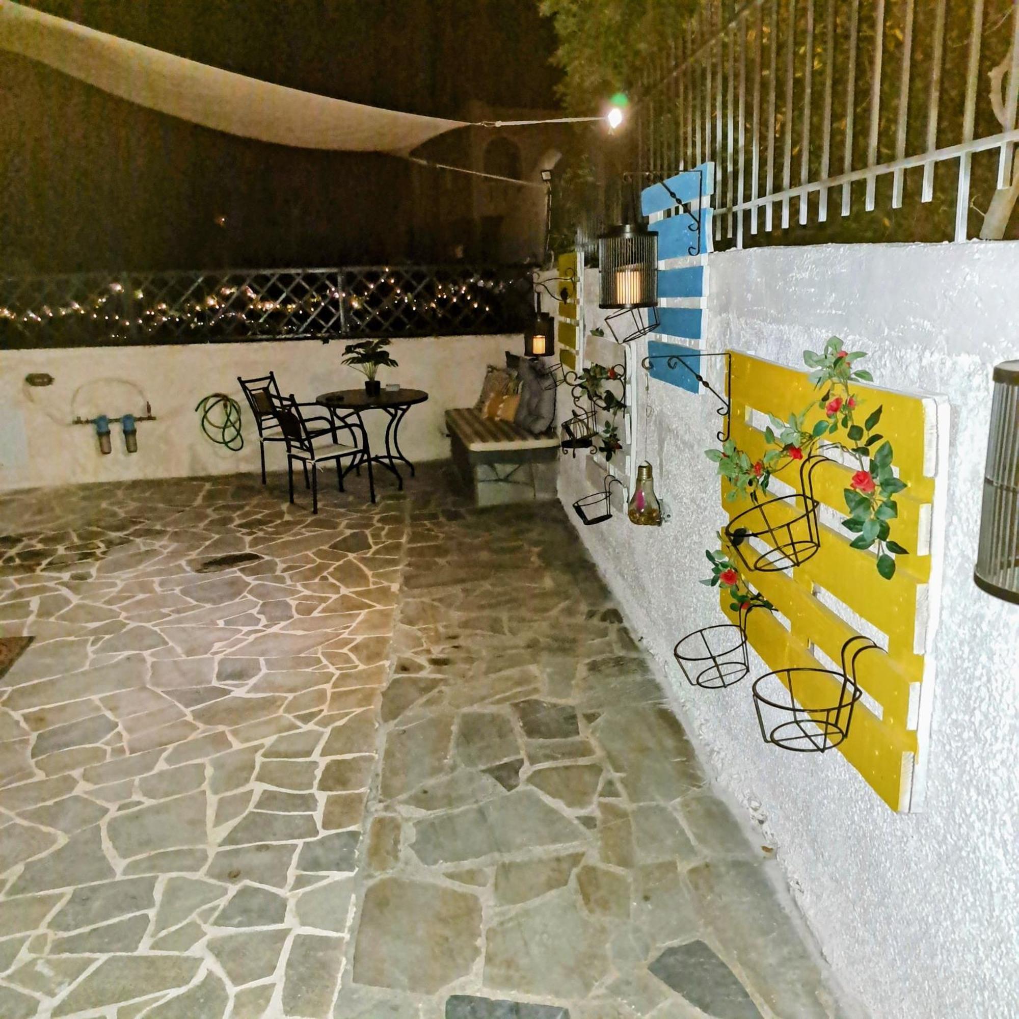Ξενώνας Vasiliki Vathí Esterno foto